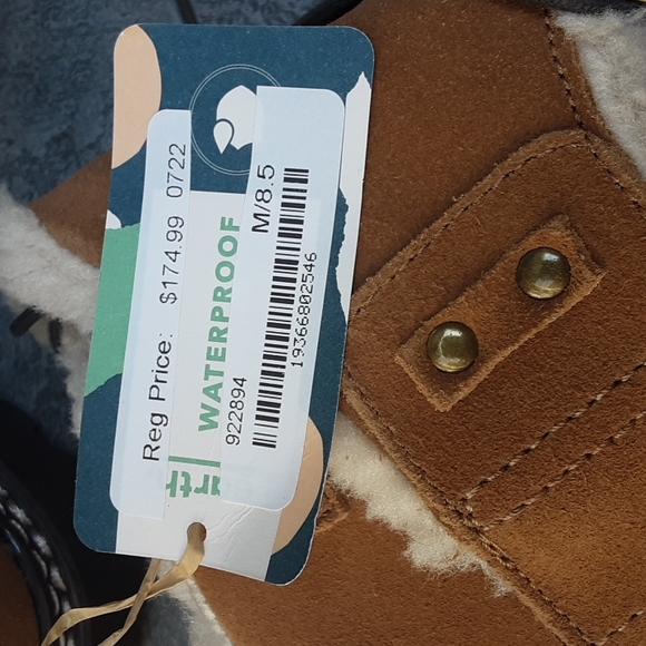 EARTH ANKLE BOOTIES NWT - Picture 4 of 9